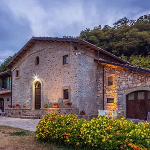  Alloggio per agriturismo Il Vignale